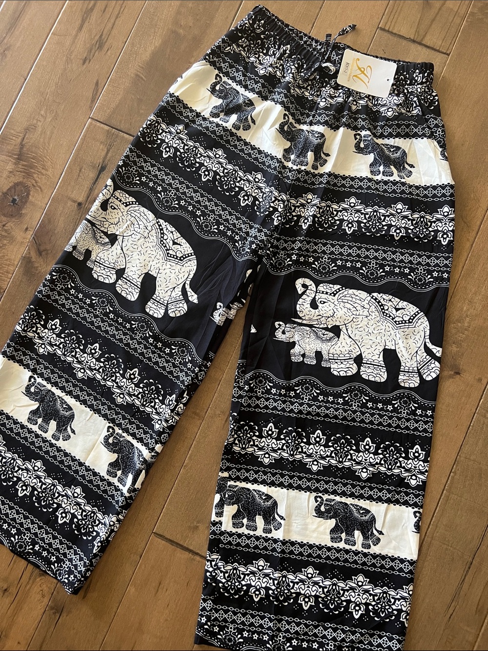 Elephant Print Pants - Black & White